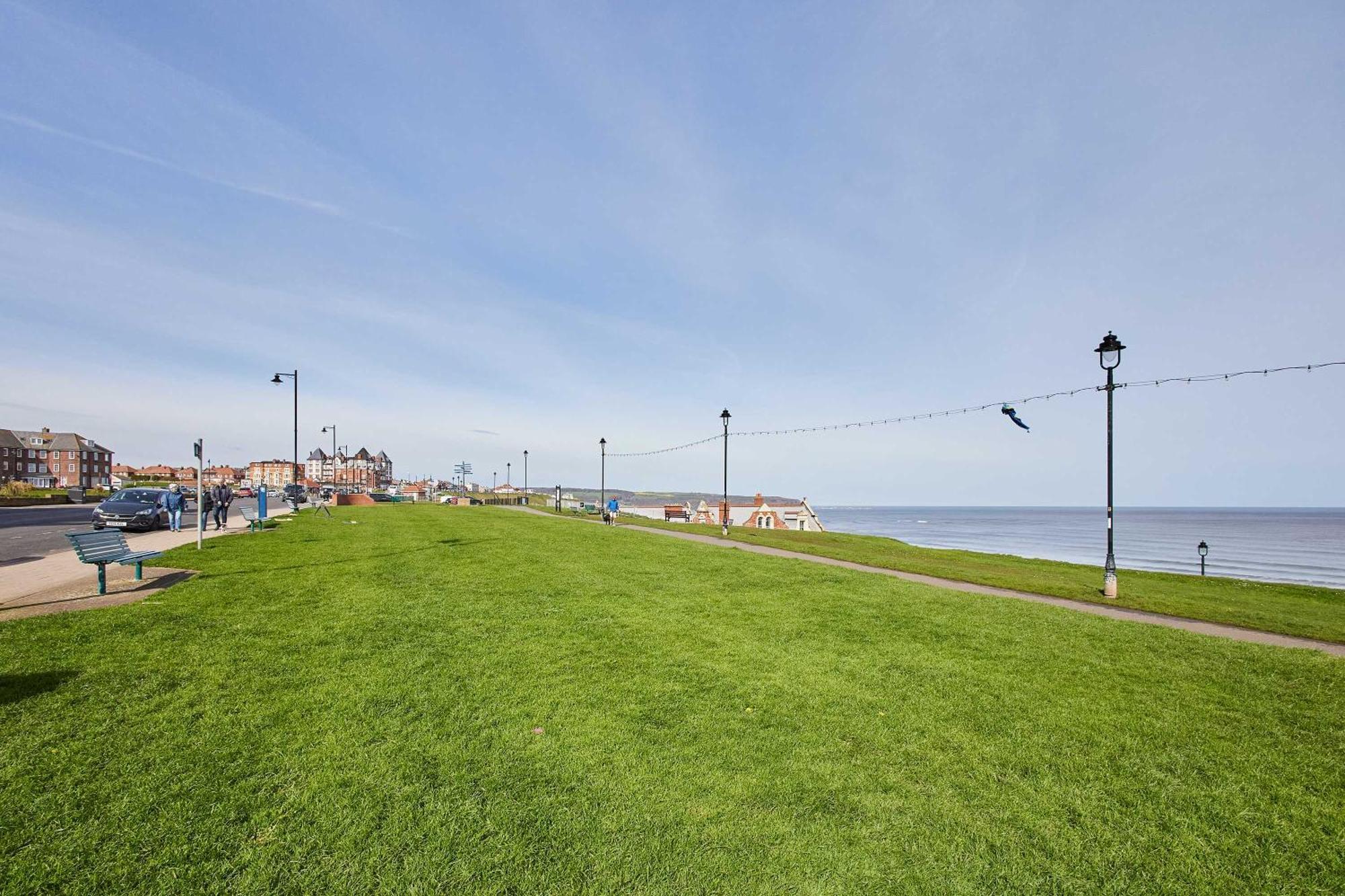 Apartment Host & - Seaview Retreat Whitby